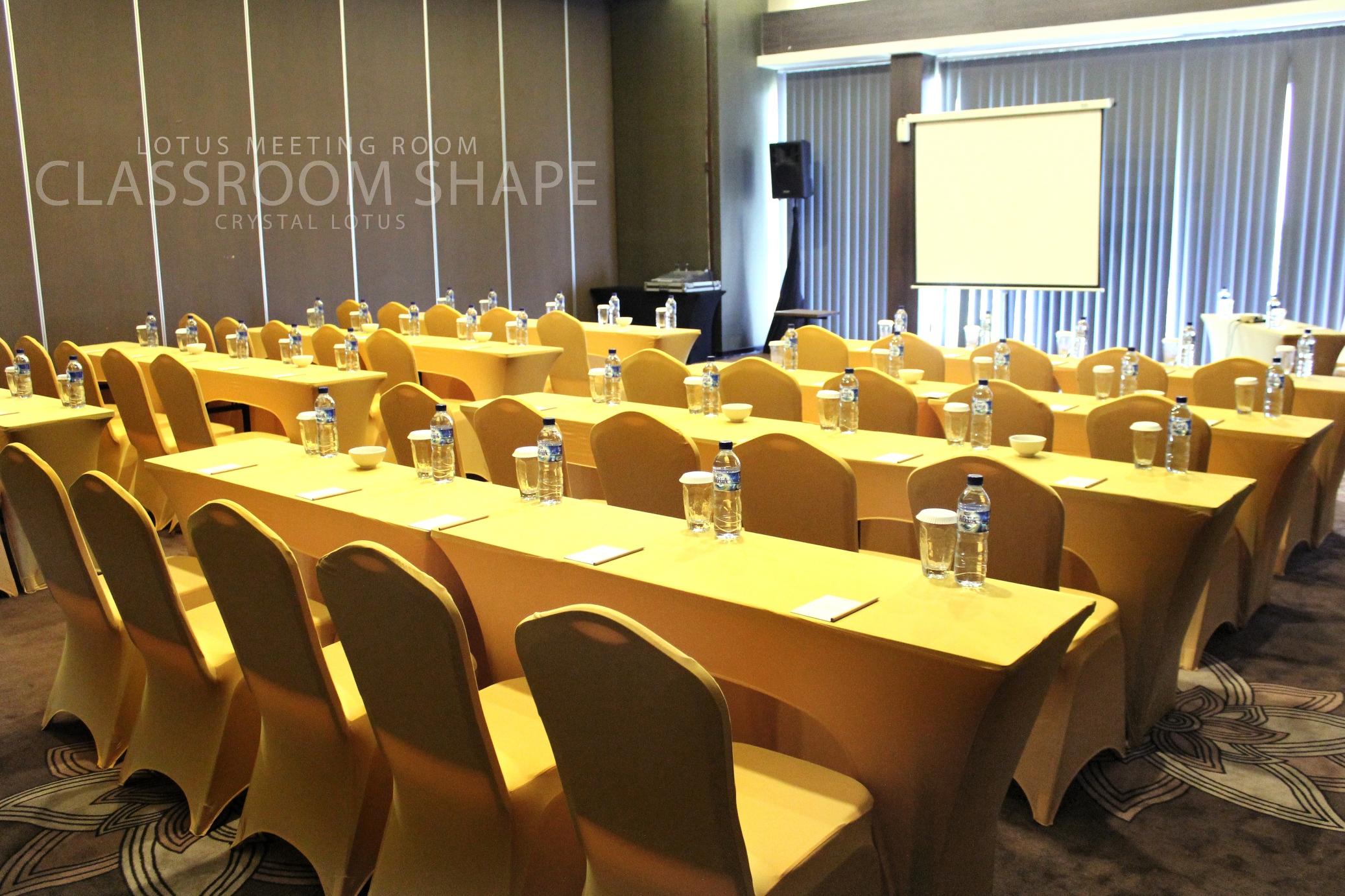 Crystal Lotus Hotel Yogyakarta Melati Exterior photo