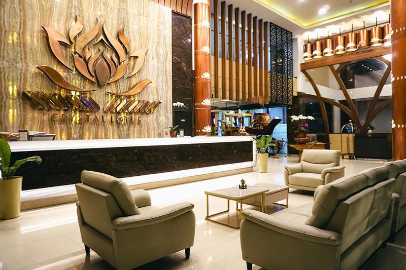 Crystal Lotus Hotel Yogyakarta Melati Exterior photo